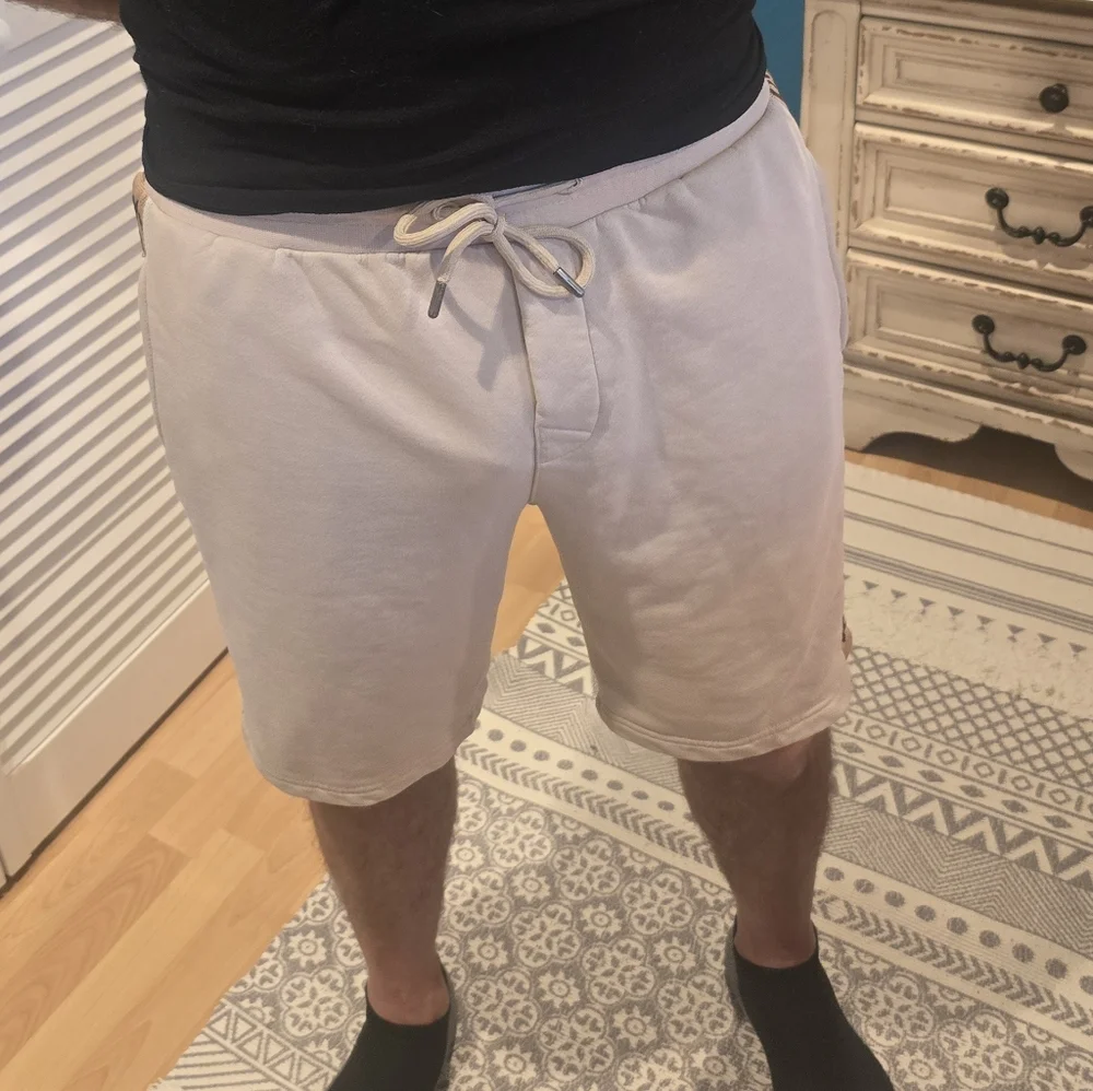 Gucci Side Double Globo Beige Shorts.